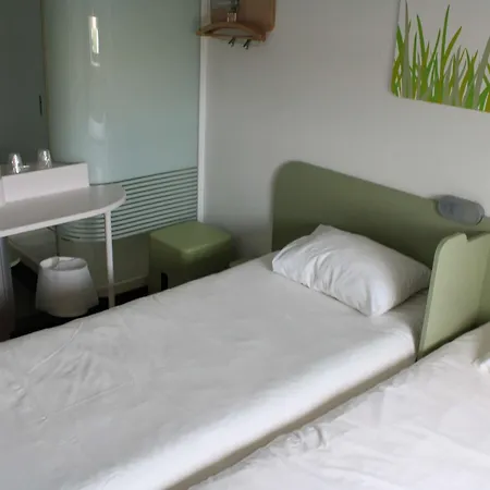 Ibis Budget Toulouse Aeroport Blagnac Exterior photo