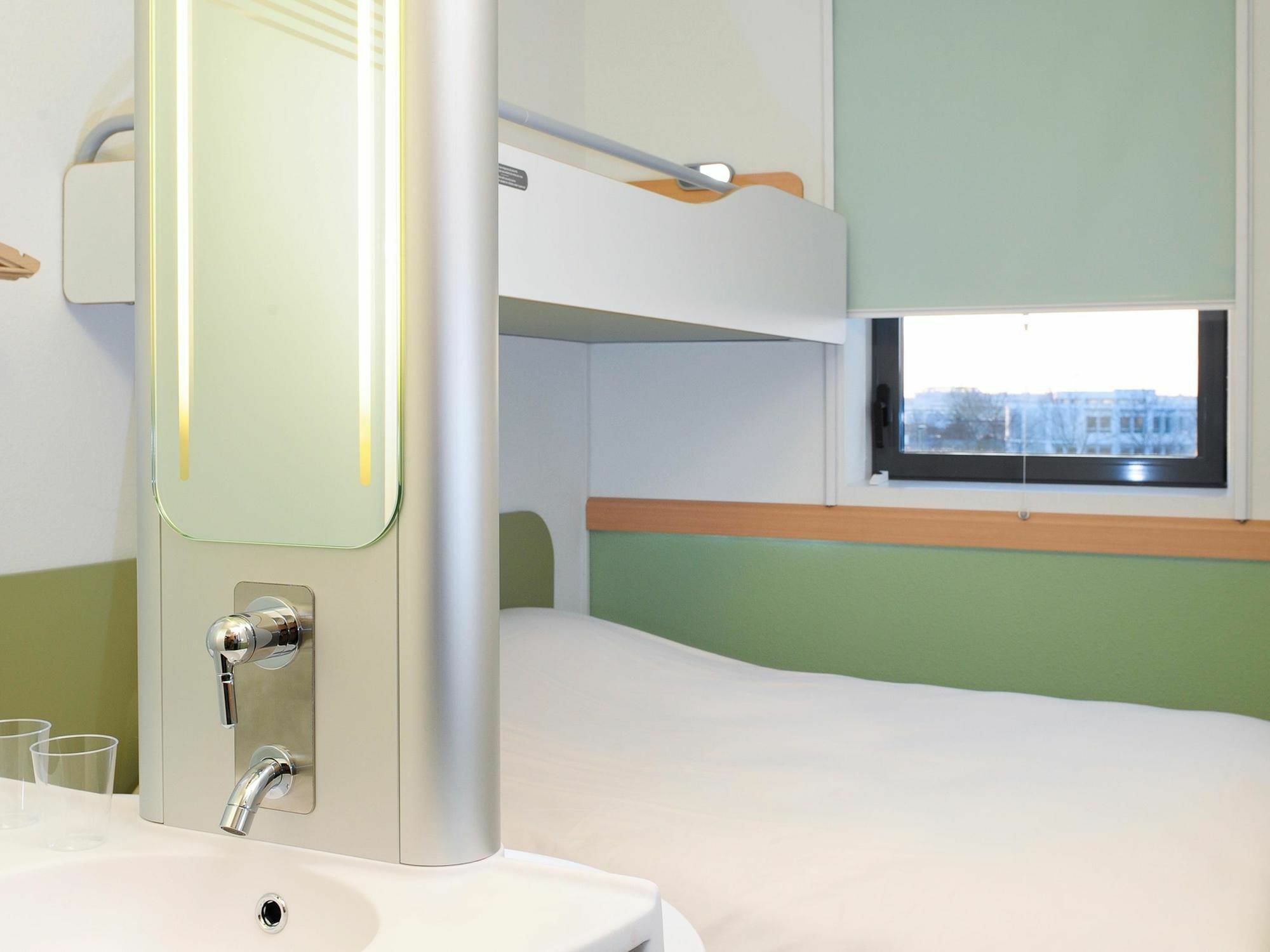 Ibis Budget Toulouse Aeroport 2*